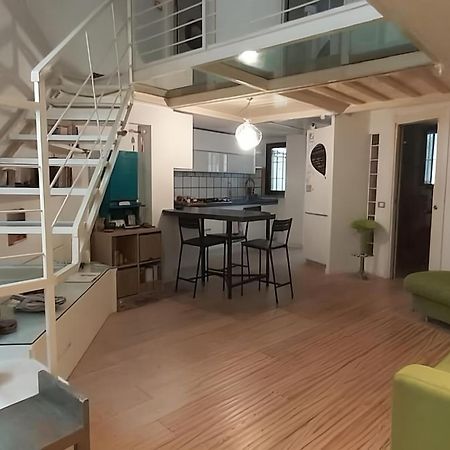 شقة La Casa Nel Cortile-Free Parking ميلان المظهر الخارجي الصورة